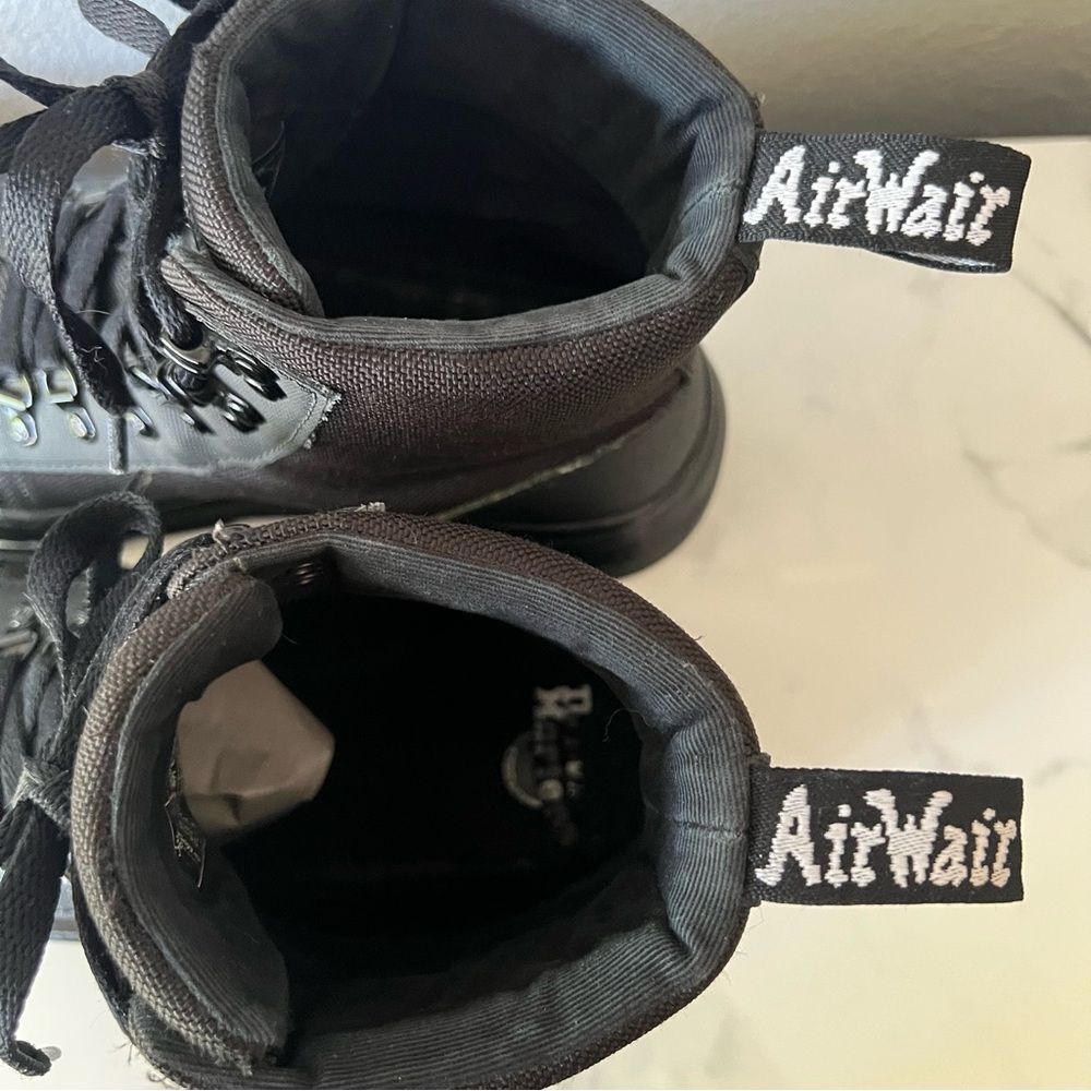 Womens Dr. Martens Combs Boot - Black Size 9 - Picture 4 of 8